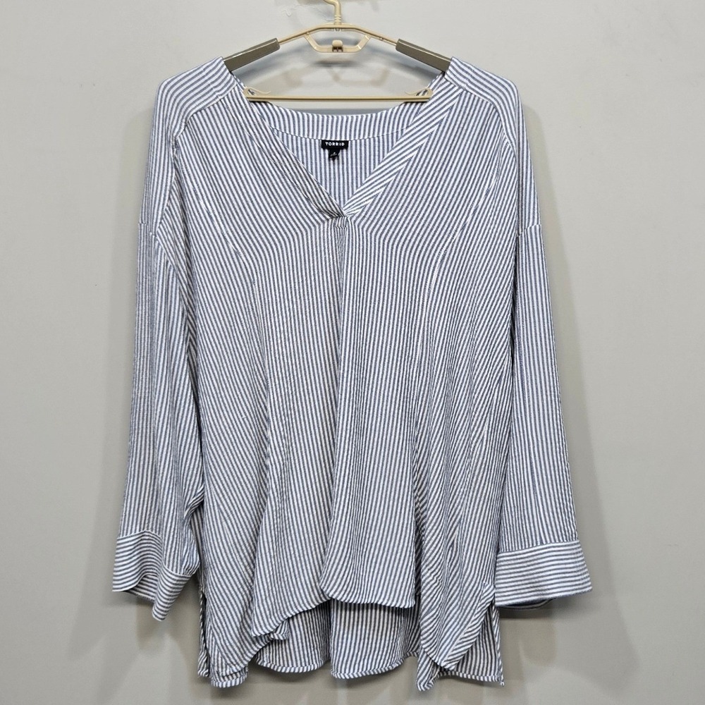 Torrid Shirt Top Plus Size 4X Blue White Striped V Neck Tunic Coastal Preppy